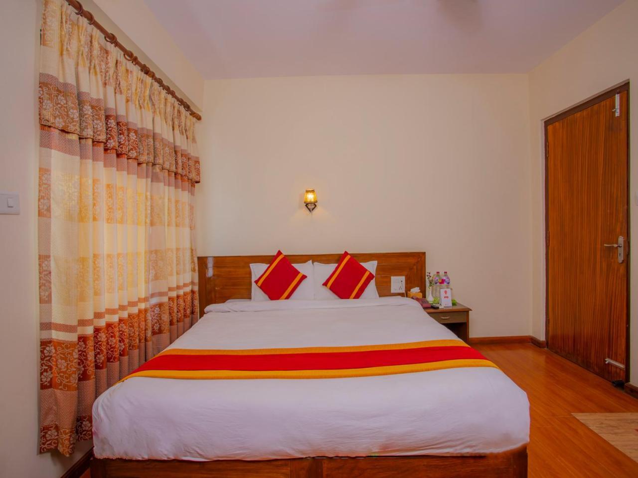 Hotel Garuda Inn Pokhara Zewnętrze zdjęcie